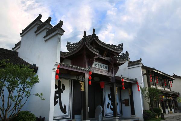 谁能代表你心中的“宜春好礼”?投票即将开始→